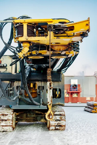 Bohranlage Für Die Vorrichtung Von Bohrpfählen Der Transportposition Verschieben Des — Stockfoto