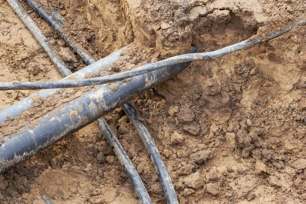 Cable Eléctrico Alta Tensión Coloca Una Zanja Bajo Las Redes —  Fotos de Stock