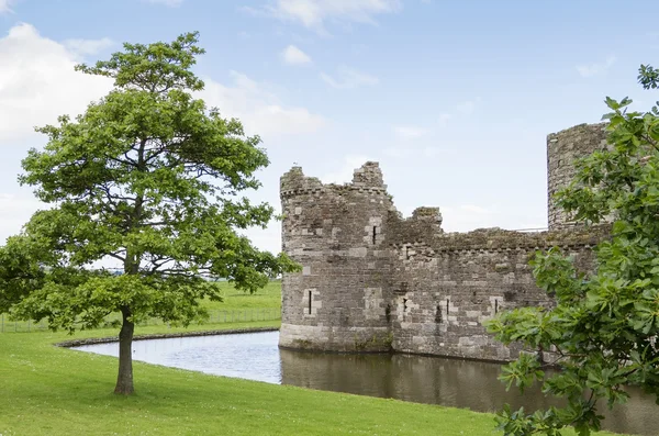 Beaumaris castle in Noord wales Verenigd Koninkrijk — Stockfoto