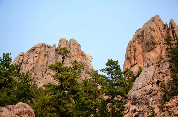 George rushmore Dağı izliyor