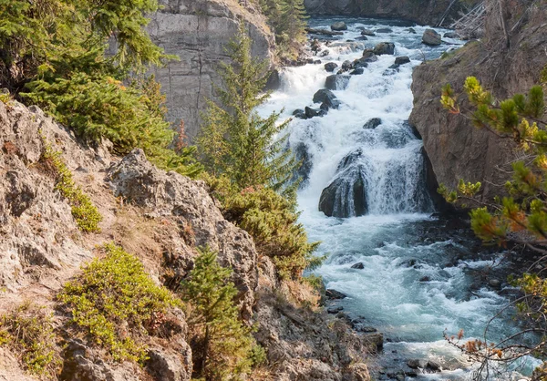 Fiume dei fori di fuoco di Yellowstone — Foto Stock