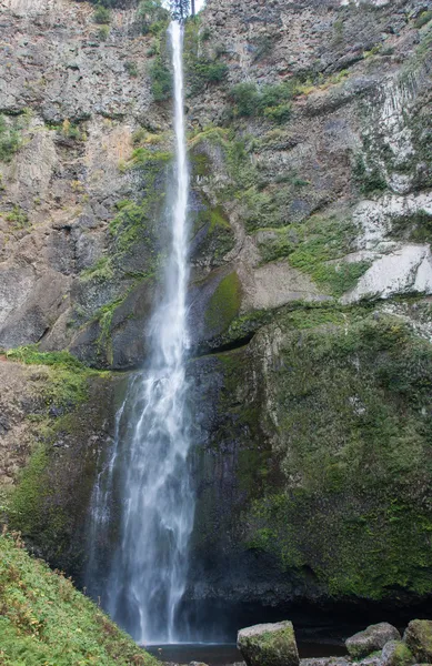 梅尔特诺默瀑布上游 — 图库照片