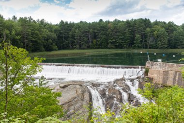 ottauquechee Nehri üzerinde baraj
