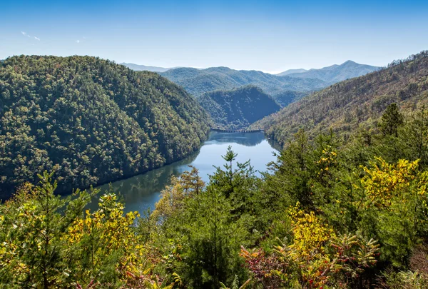 Atrás da represa fugitiva Imagem De Stock