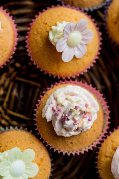 Pastel y magdalenas — Foto de Stock