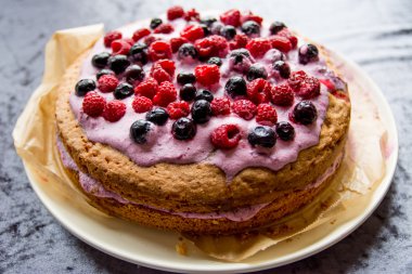 süslemeli pasta heartshaped