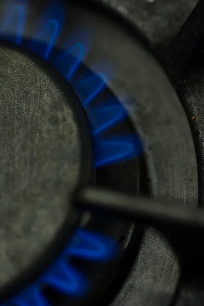 Estufa de gas llamas azules — Foto de Stock