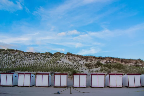 Beach huts at Dutch beach — Stock Photo, Image