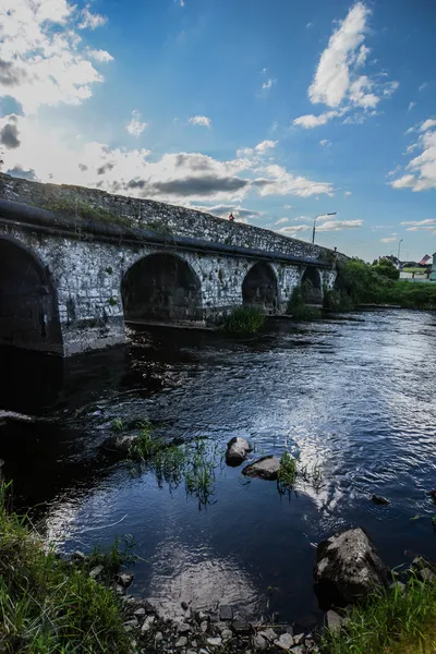 Alte brücke in irland — Stockfoto