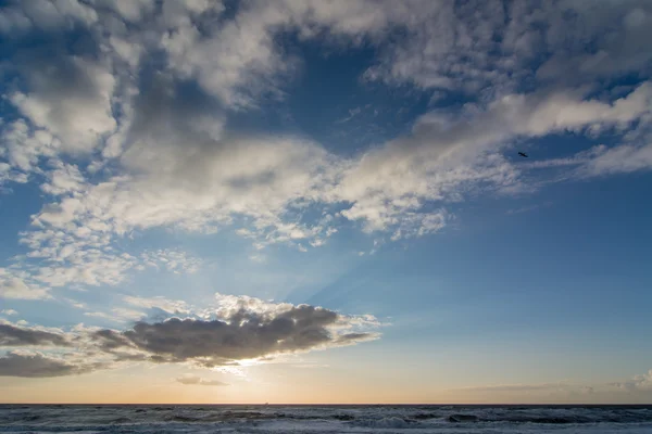 Tramonto sopra il mare olandese — Foto Stock