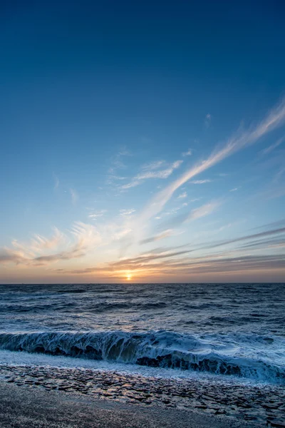 Tramonto sopra il mare olandese — Foto Stock