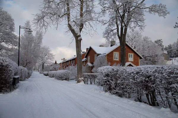 Sweden Winter Snowy Village Street Red Brick Houses — Stockfoto