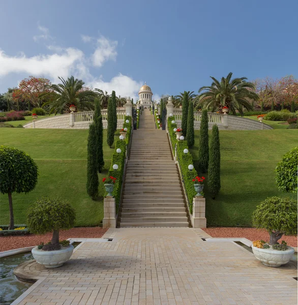 Bahai temple and gardens in Haifa — Stock Photo, Image