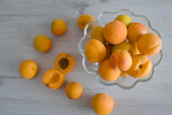 Apricot Fruit Background Bowl Wooden Table — Zdjęcie stockowe
