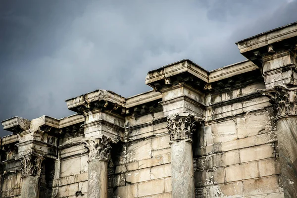 Pilares Griegos Bajo Akropolis Atenas Primer Plano — Foto de Stock