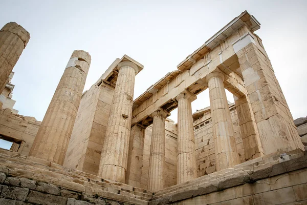 Colunas Gregas Antigas Típicas Ruínas — Fotografia de Stock