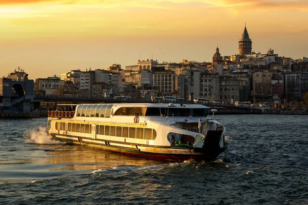 Ferry Estambul Bahía Kadikoy Transporte Bósforo Ferries Línea Con Turquía — Foto de Stock