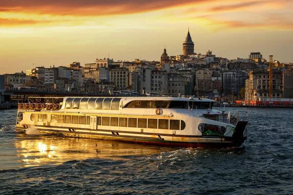 Ferry Estambul Bahía Kadikoy Transporte Bósforo Ferries Línea Con Turquía — Foto de Stock