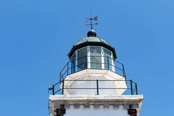 Tête Phare Sur Fond Bleu Ciel — Photo