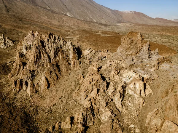 Rocky Çölü, dünya dışı manzara manzarası. Teide Ulusal Parkı 'nda Roque Cinchado, Tenerife, Kanarya Adaları, İspanya