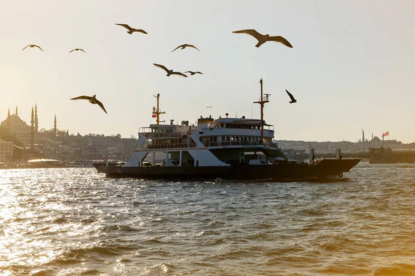 Barco Ferry Bósforo Estambul Turquía — Foto de Stock