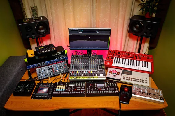 Mixing Panel Boutique Recording Studio — стоковое фото