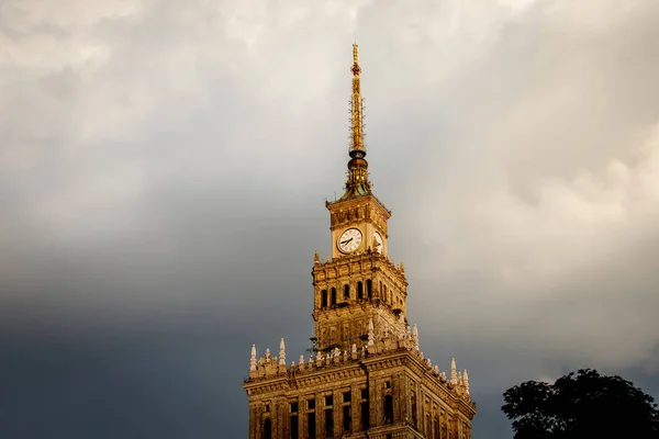 Clock Tower Palace Culture Science Warsaw Poland Dramatic Clouds — Stockfoto