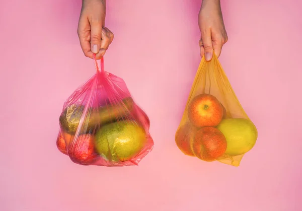 Embalaje Ecológico Para Frutas Hortalizas Con Envases Plástico Sobre Fondo —  Fotos de Stock