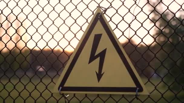 Danger Sign Metal Fence — Stockvideo