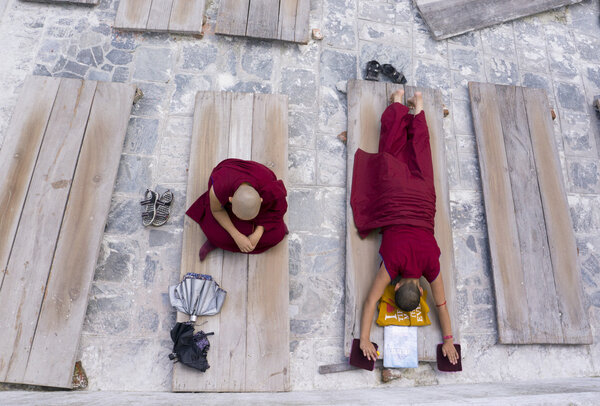 Буддийский монах
