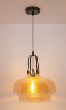 Pendant Light Set beyaz arkaplanda izole edildi. Arka planda izole edilmiş modern avize