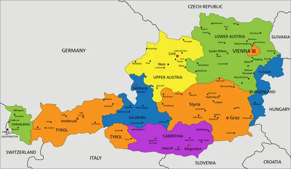 Açık Bir Şekilde Etiketlenmiş Ayrı Katmanlı Renkli Avusturya Siyasi Haritası — Stok Vektör