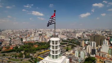 Altino Arantes binası, Sao Paulo, Brezilya. Eyalet bayraklı Santander Fener Müzesi. Altino Arantes binası, Sao Paulo, Brezilya. Eyalet bayraklı Santander Fener Müzesi. Altino Arantes binası. Eyalet bayrağıyla Santander Deniz Feneri Müzesi.
