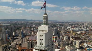 Altino Arantes binası, Sao Paulo, Brezilya. Eyalet bayraklı Santander Fener Müzesi. Altino Arantes binası, Sao Paulo, Brezilya. Eyalet bayraklı Santander Fener Müzesi. Altino Arantes binası. Eyalet bayrağıyla Santander Deniz Feneri Müzesi.