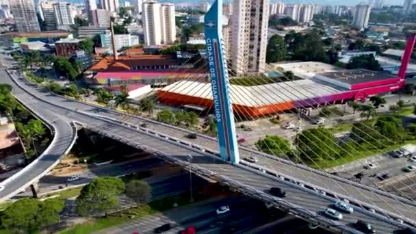 Cable Έμεινε Γέφυρα Στην Πόλη Guarulhos Σάο Πάολο Βραζιλία Downtown — Αρχείο Βίντεο