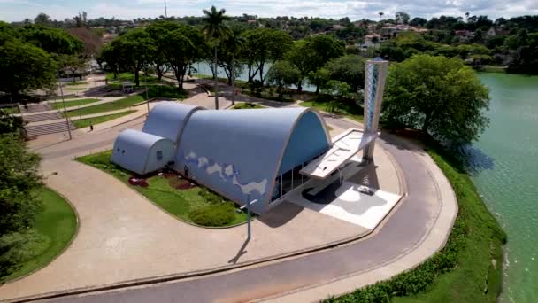 Stadsgezicht Van Pampulha Meer Sao Francisco Assis Kerk Belo Horizonte — Stockvideo