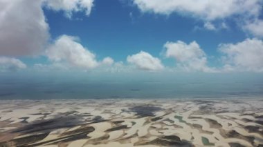 Lencois Maranhenses Maranhao Brezilya. Tatil gezisi için tropik bir manzara. Kuzeydoğu Brezilya. Uluslararası seyahat yerleri.