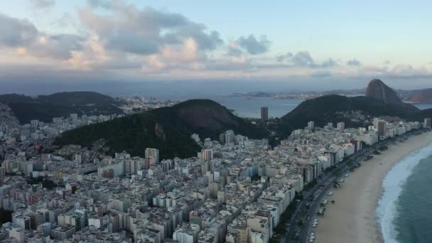 Flygfoto Landskap Sommarresor Rio Janeiro Brasilien Landmärke För Kuststaden Tropiskt — Stockvideo