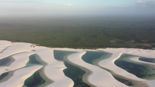 Panoramiczny Krajobraz Lencois Maranhthe Brazylia Malownicze Wydmy Turkusowe Jeziora Deszczowe — Wideo stockowe
