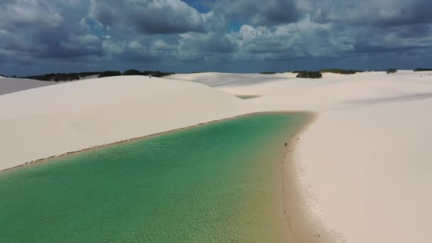 Paysage Panoramique Lencois Maranhesn Brésil Dunes Sable Pittoresques Lacs Eau — Video