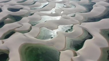 Lencois Maranhenses Maranhao Brezilya. Tatil gezisi için tropik bir manzara. Kuzeydoğu Brezilya. Uluslararası seyahat yerleri.