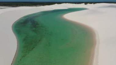Lencois Maranhenses Maranhao Brezilya. Tatil gezisi için tropik bir manzara. Kuzeydoğu Brezilya. Uluslararası seyahat yerleri.
