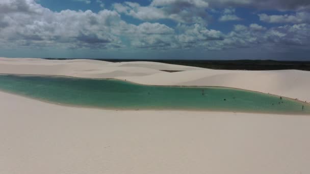 Dunas Arena Montañas Lagunas Agua Lluvia Paraíso Del Noreste Brasileño — Vídeos de Stock