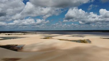 Jericoacoara Brezilya. Tatil gezisi için tropik bir manzara. Kuzeydoğu Brezilya. Uluslararası seyahat yerleri.