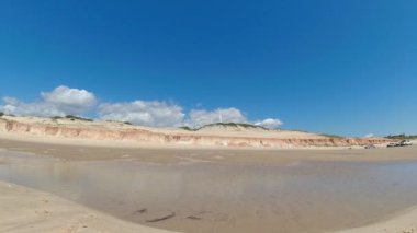 Kum tepeleri ve çöl manzaralı Quebrada kanosu. Kahverengi kum manzarası. Sarı kum manzarası. Tropik bir manzara. Seyahat yerleri. Tropikal sahne.