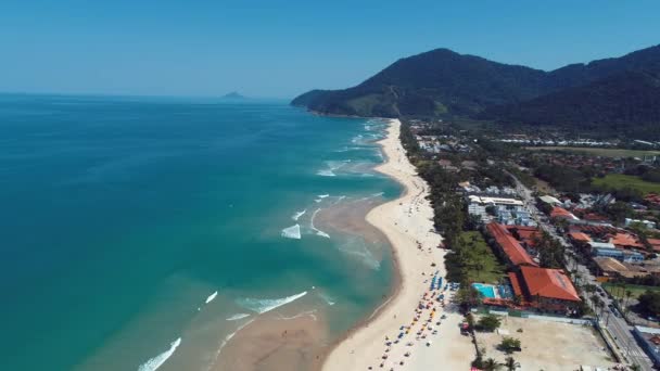 Vista Aérea Playa Brasileña Costa Norte Maresias Sao Sebastiao Brasil — Vídeos de Stock