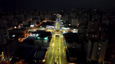 Goiania şehir merkezi, orta batı Brezilya eyaleti Goias. Başkentin panoramik manzarası ünlü açık hava manzaralarıyla.