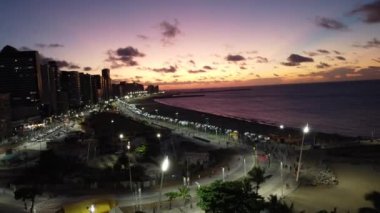 Ceara Brezilya 'nın Fortaleza eyaletinin şehir merkezinde gün batımı. Uluslararası seyahat yerleri. Kuzeydoğu Brezilya
