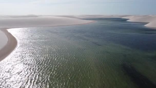 Вид Воздуха Бразильские Озёра Песчаные Дюны Lencois Maranhenses Maranhao Международные — стоковое видео