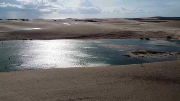 Vista Aérea Lagos Águas Pluviais Dunas Areia Jericoacoara Ceará Destinos — Vídeo de Stock